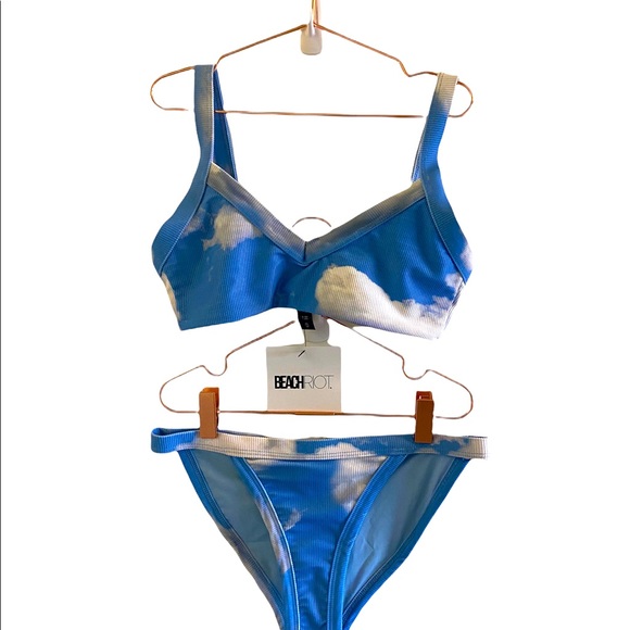NWT Beach Riot Azure Cloud Bikini Set. Size Small Elle Top + Becca Bottoms - Picture 2 of 4